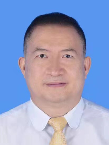 朱平
