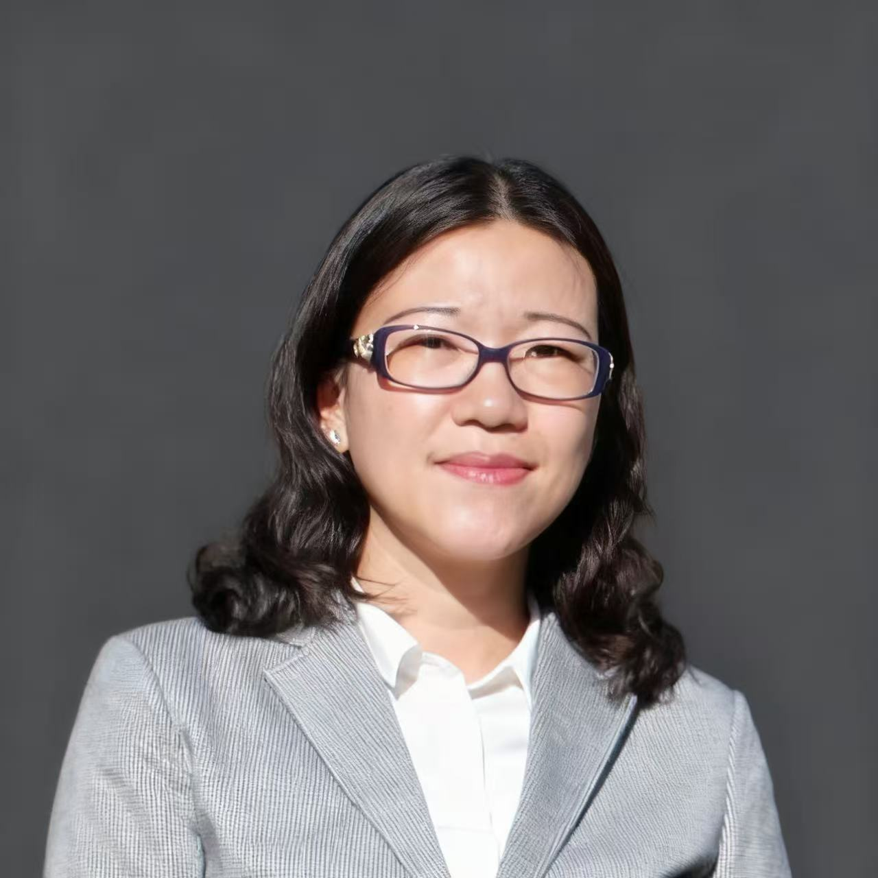 鲁瑾