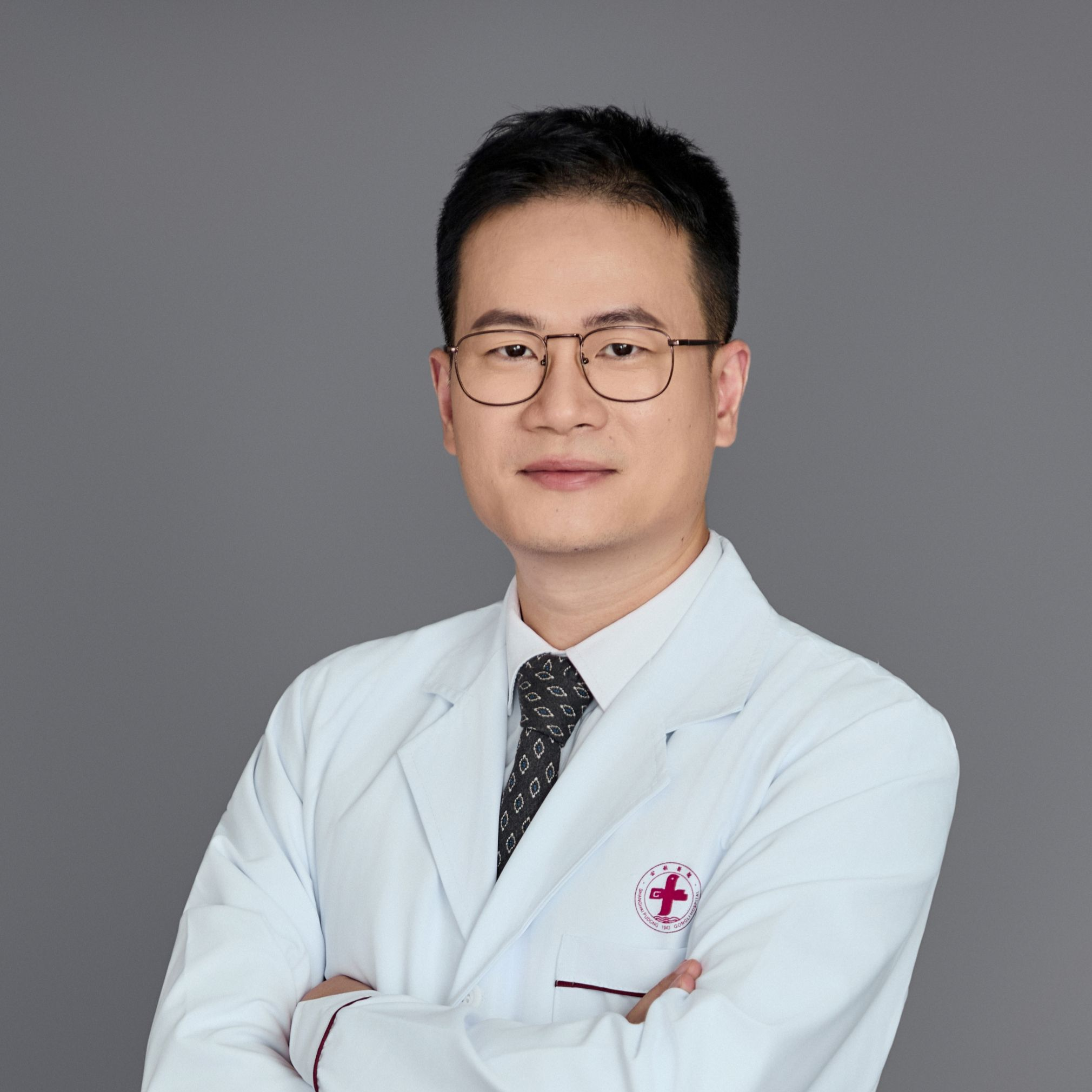 王宁荐